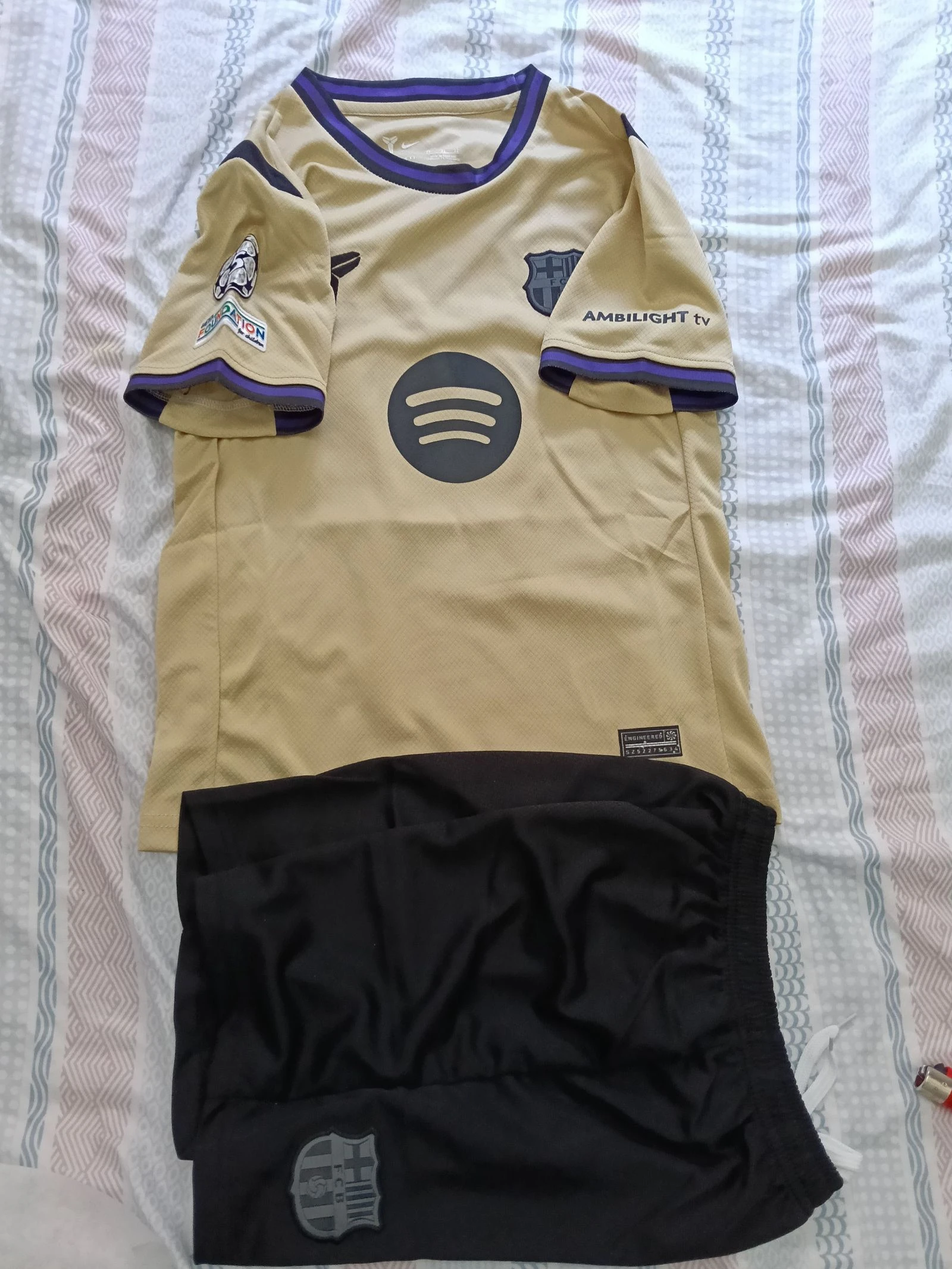 Conjunto de criança fc Barcelona 8 anos – photo 4